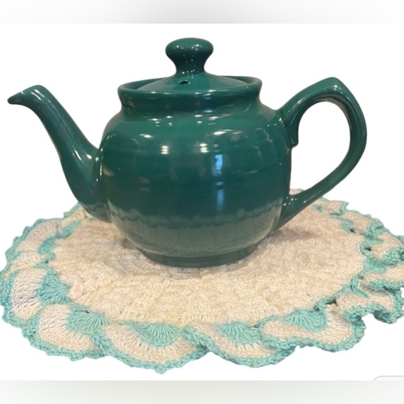 EUC Small Brown Betty Teapot in Green. - Picture 2 of 8